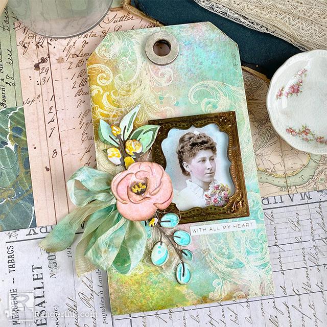 Tim Holtz Distress® Salvaged Patina Etcetera Tag